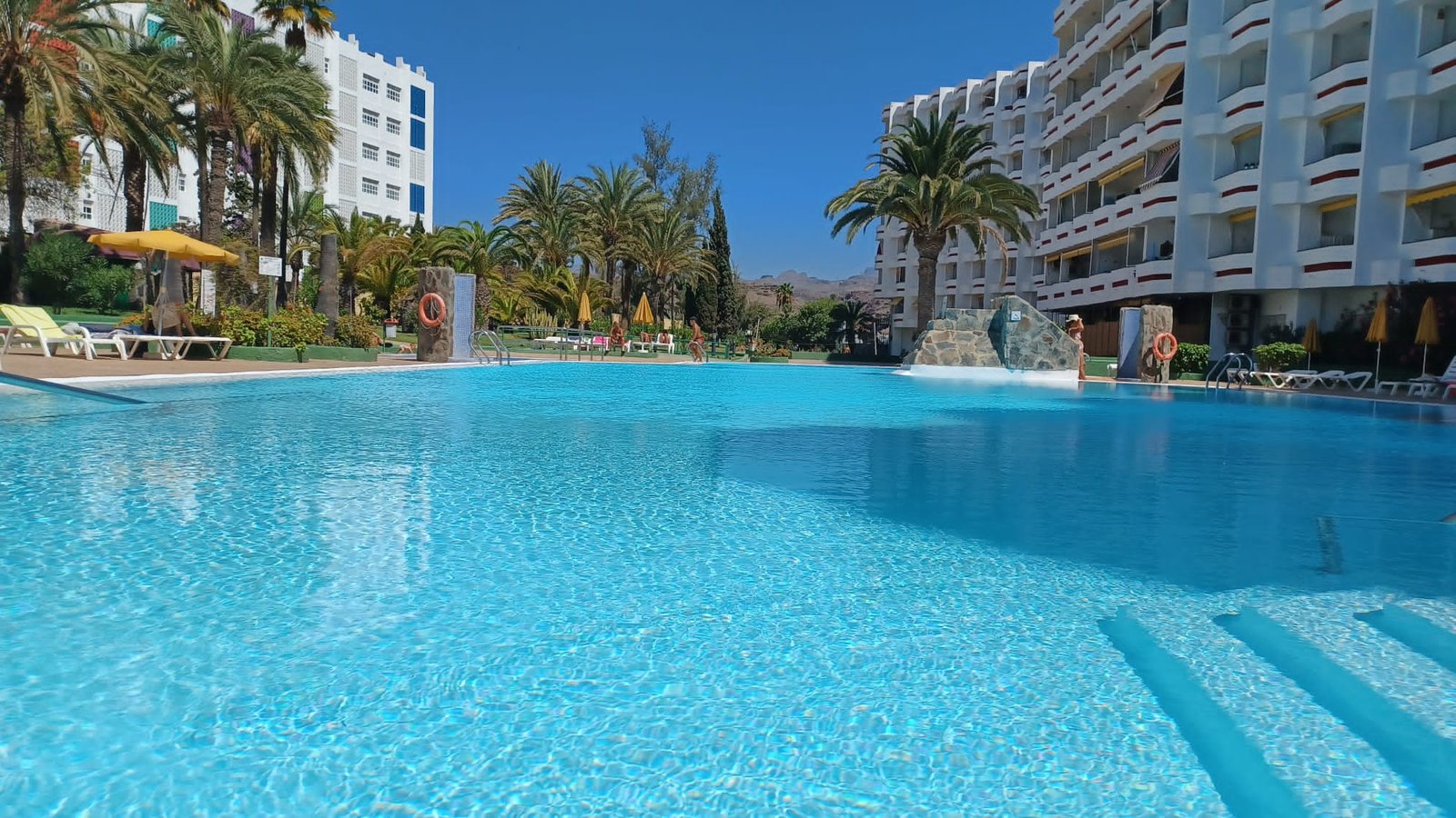 7183da1b-4e54-4b49-947c-8abd2388f083